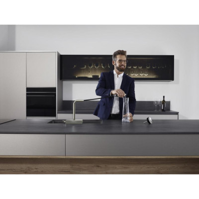 Смеситель для кухни сталь Hansgrohe Aquno Select M81 73836800