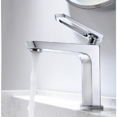 Смеситель для раковины хром Lemark Prizma LM3906C