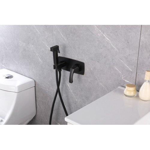Смеситель с гигиеническим душем черная бронза Lemark Nubira LM6219ORB