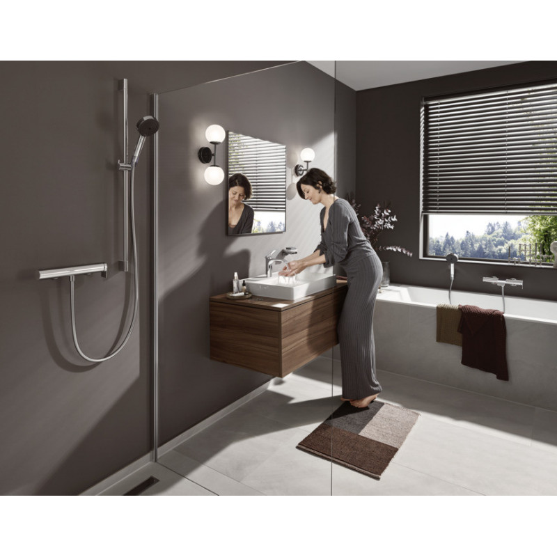 Смеситель для душа Hansgrohe Vivenis, однорычажный, внешнего монтажа 75620700, матовый белый