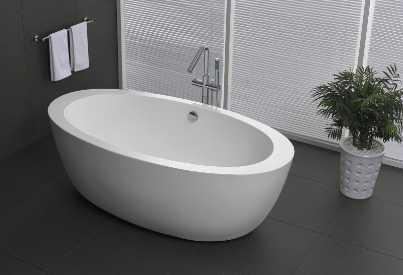 Ванна 170x90х60см Belbagno BB67-1700 акриловая отдельностоящая