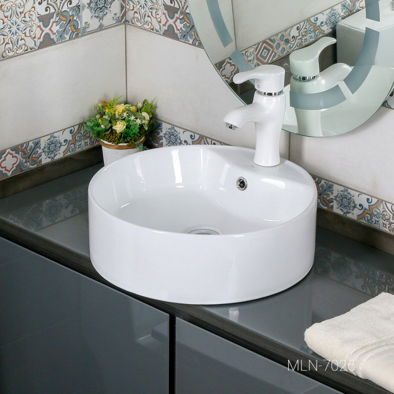 Накладная раковина белая 46.5х15см Melana 7026-805