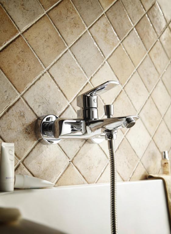 Смеситель для ванны хром Bravat F6121179CP-01