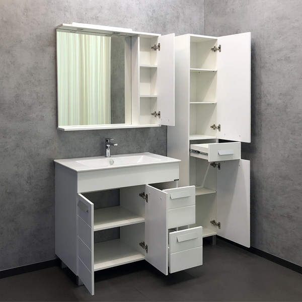 Зеркало-шкаф белое 90x79см Comforty 00-00001641CF