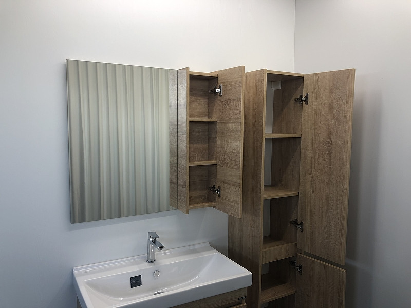 Зеркало-шкаф дуб сонома 80x80см Comforty 00004142222CF