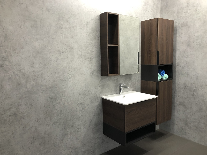 Зеркало-шкаф дуб темный 60x80см Comforty 00004150528CF