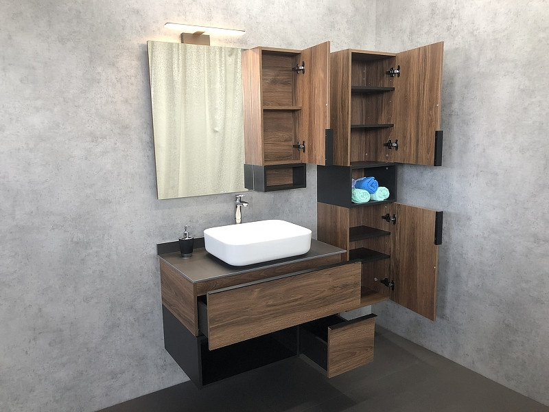 Зеркало-шкаф дуб темный 88x80см Comforty 00004151038CF