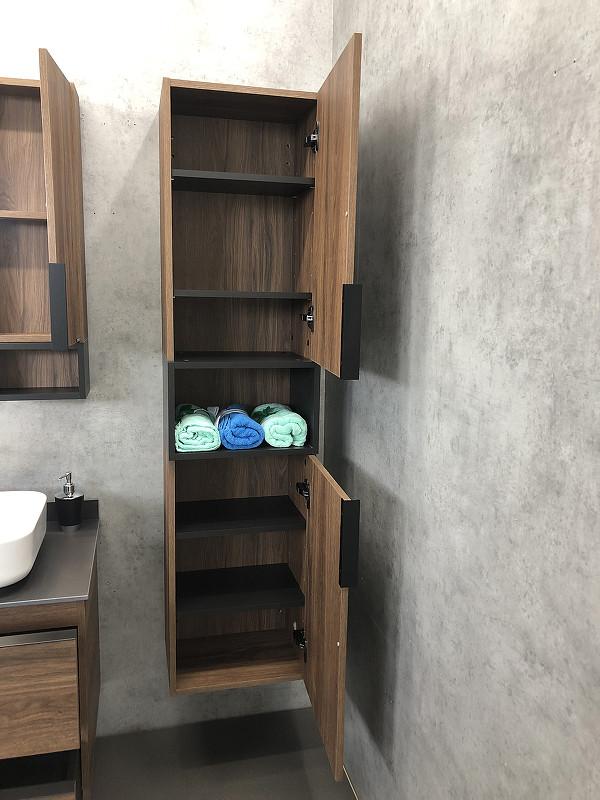 Шкаф-пенал подвесной дуб темный 40см Comforty 00004151544CF