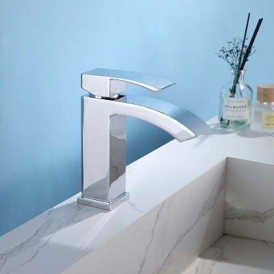 Смеситель для раковины хром Abber Wasserfall AF8610