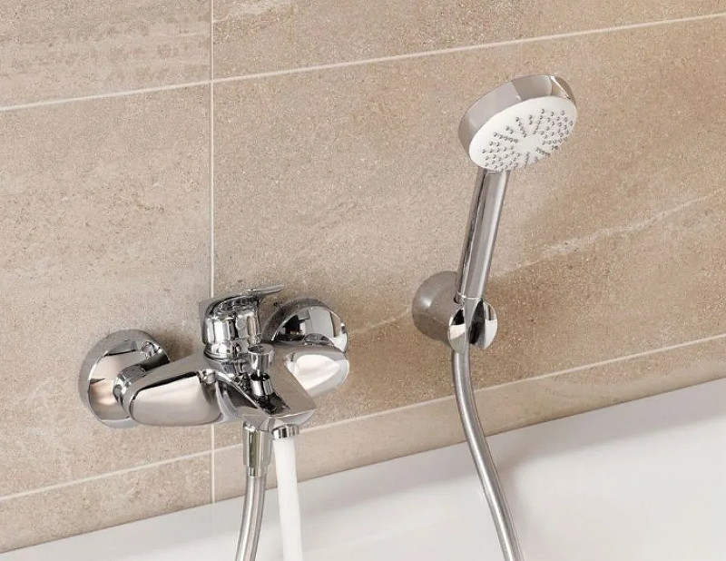 Смеситель для ванны хром Kludi Pure Solid 346810575