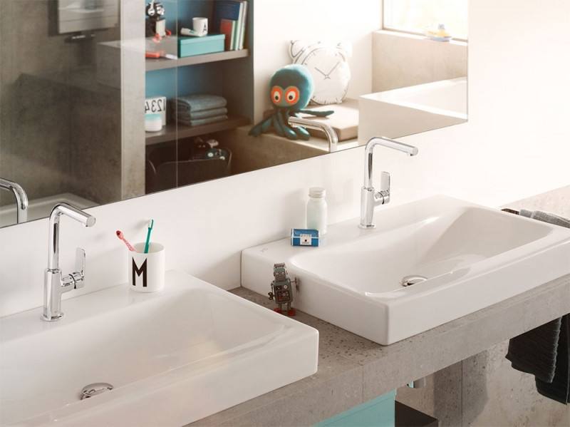 Смеситель для кухни хром Kludi Pure Style 400240575