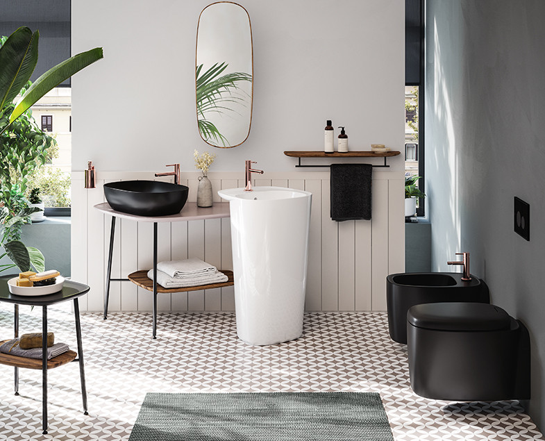 Подвесное биде черное Vitra Plural 7831B483-0288
