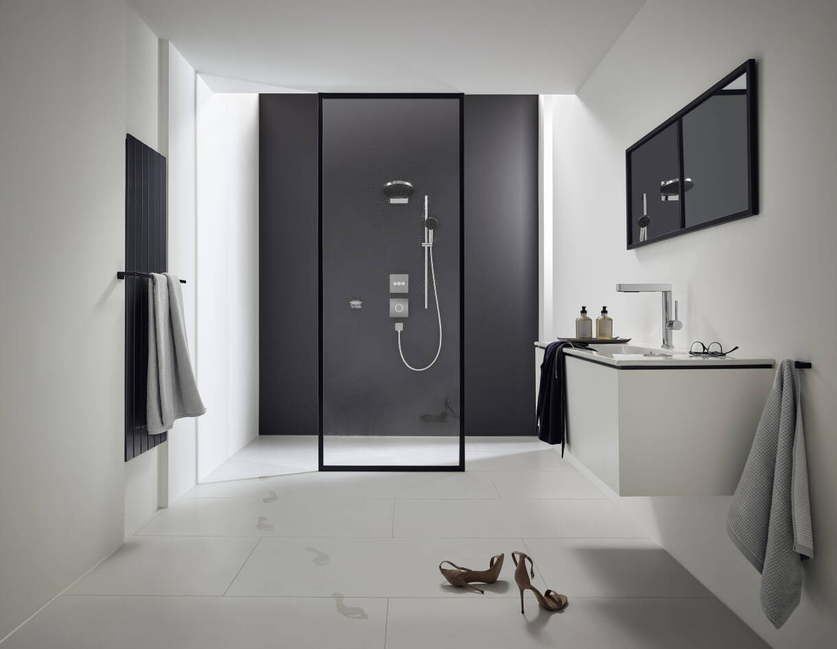 Вентиль скрытого монтажа для 3 потребителей Hansgrohe ShowerSelect полированное золото, 15764990