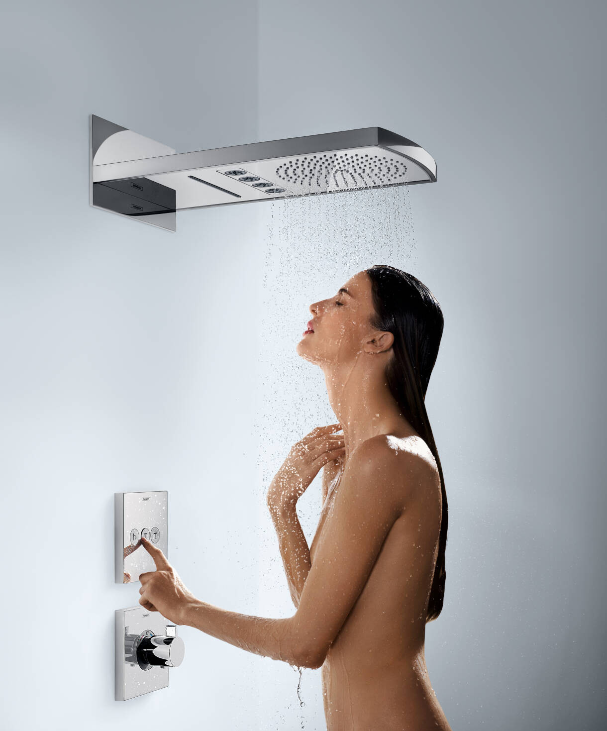 Вентиль скрытого монтажа для 3 потребителей Hansgrohe ShowerSelect брашированная бронза, 15764140