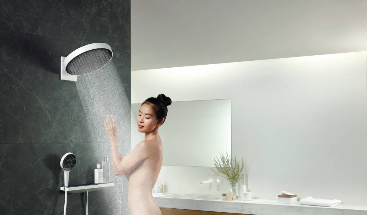 Верхний душ Hansgrohe Rainfinity 360 3jet с настенным креплением, полированное золото, 26234990