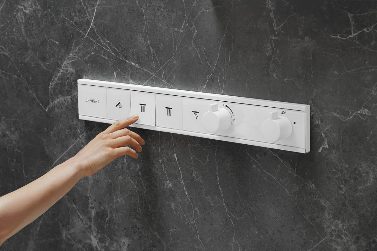 Термостат скрытого монтажа на 4 потребителя Hansgrohe RainSelect матовый белый 15382700