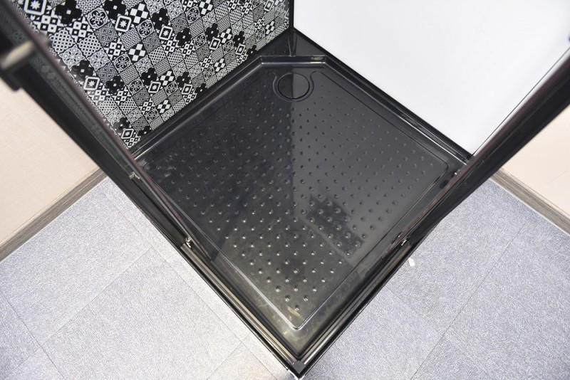 Душевая кабина черная 90x90см без гидромассажа Esbano ESKBB90CKR