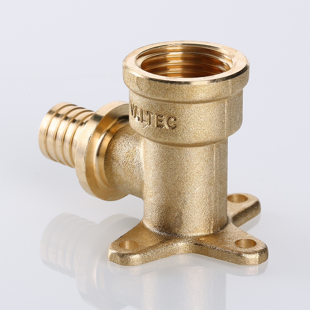 Угольник с креплением (водоразетка) надвижной 20 (2,8) мм х 1/2"в.р. VALTEC