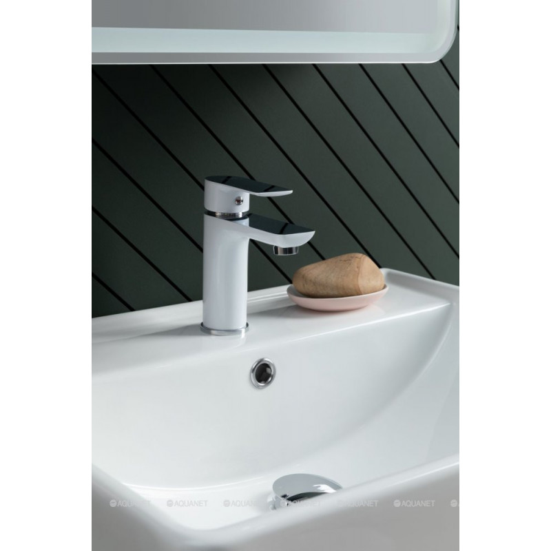 Смеситель для раковины Aquanet Arctic белый.