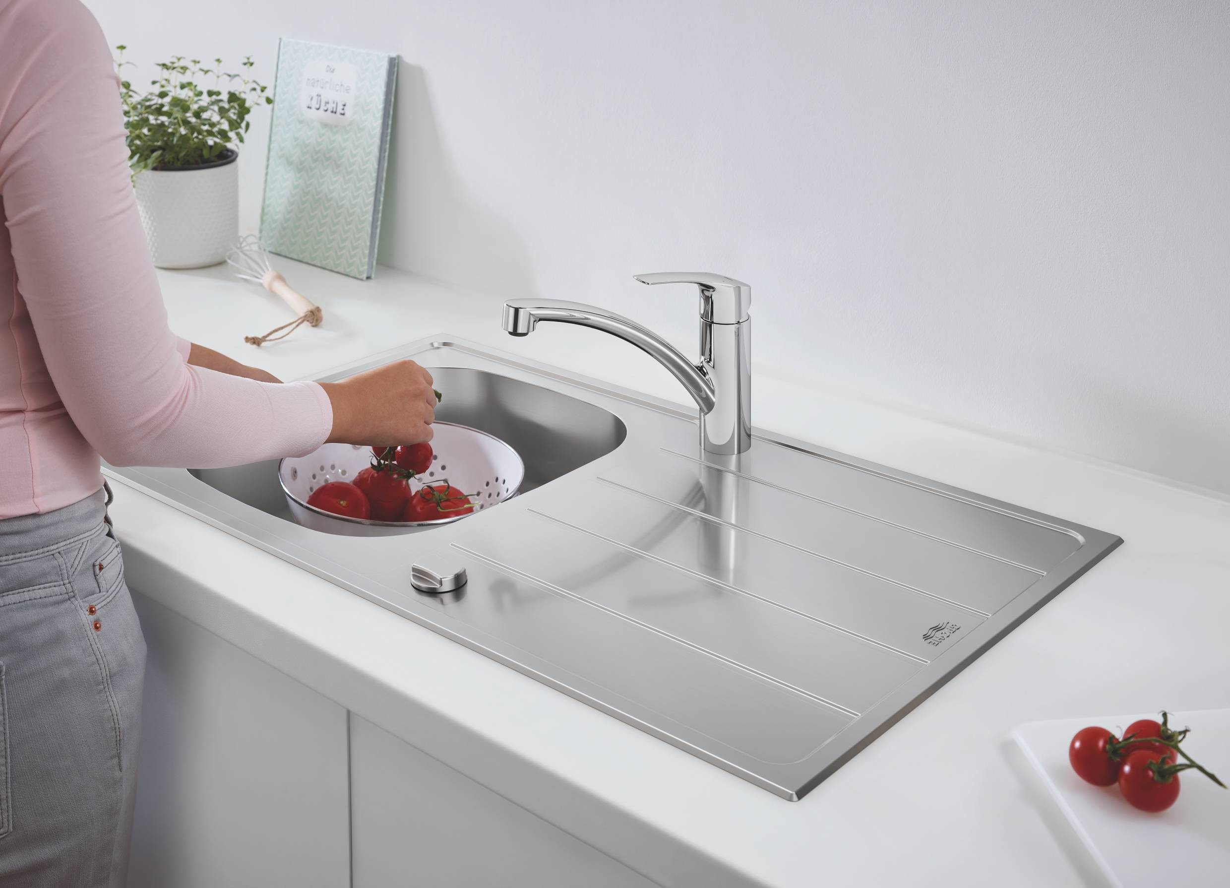 Смеситель однорычажный для мойки Grohe Eurosmart, низкий излив, хром