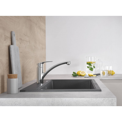 Смеситель однорычажный для мойки Grohe Eurosmart, низкий излив, хром