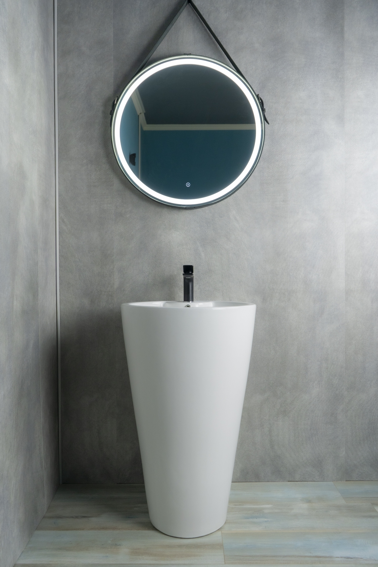 Раковина Gid Nb136 81105 накладная белая 50x53x80