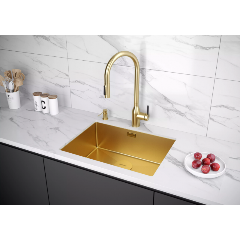Смеситель Paulmark UNIVERSAL Metallum с подключением к фильтру для воды, с вытяжным шлангом, Брашированное золото
