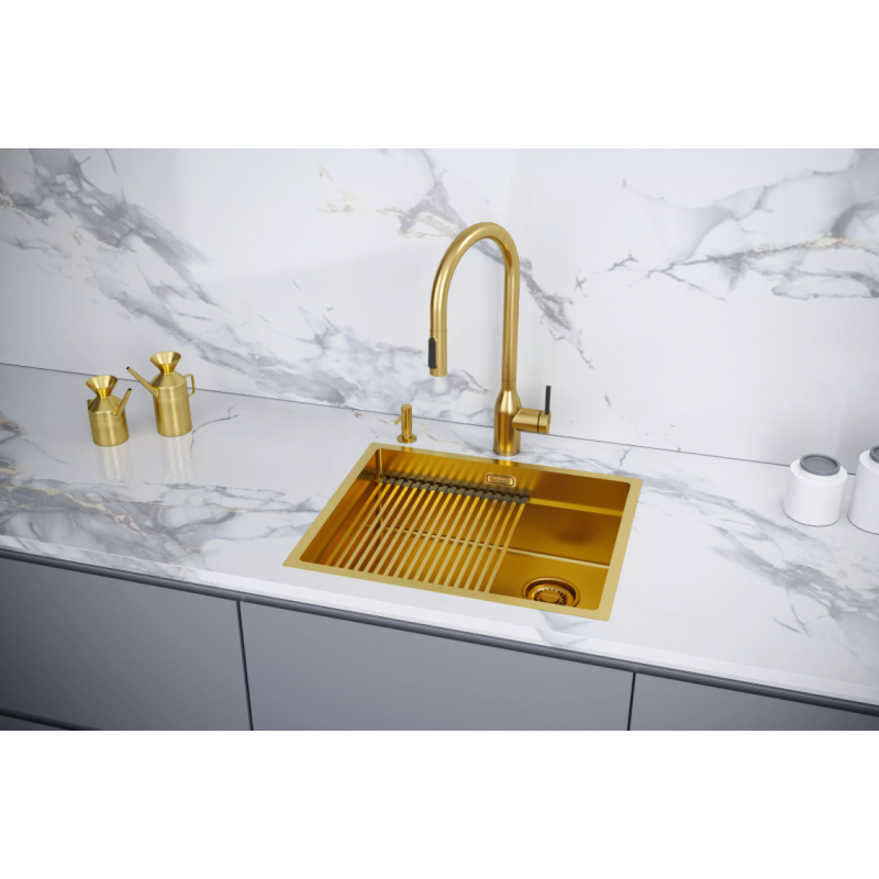 Смеситель Paulmark UNIVERSAL Metallum с подключением к фильтру для воды, с вытяжным шлангом, Брашированное золото