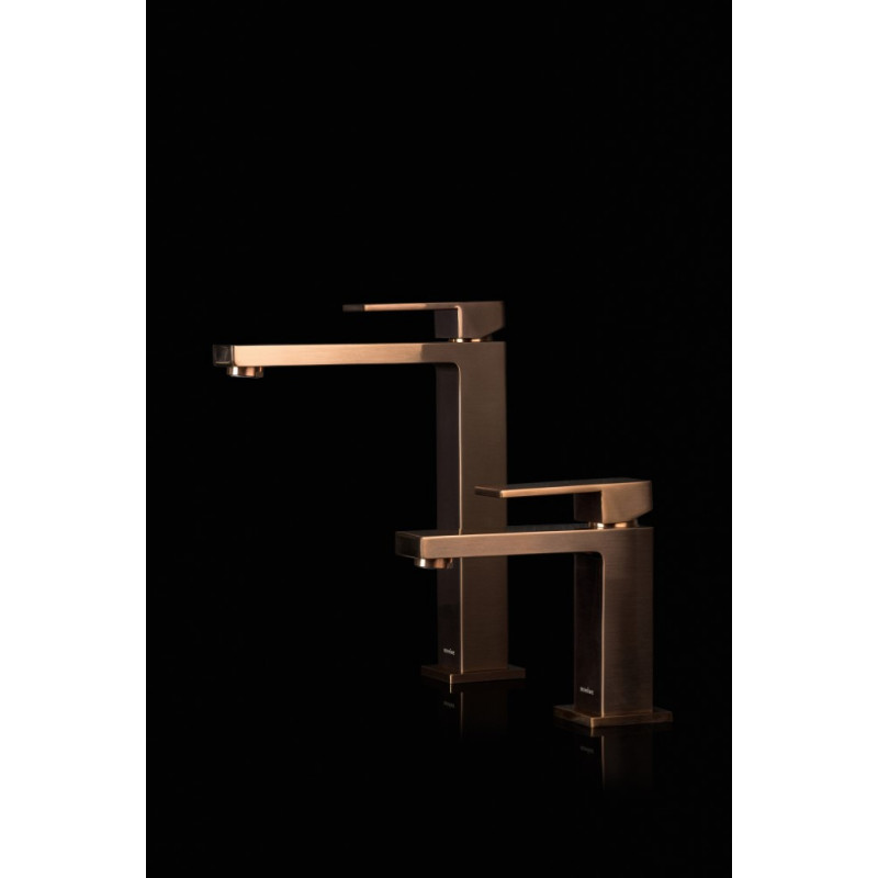 Смеситель для умывальника Boheme QUBIC Brushed Bronze, однорычажный, цвет &laquo;брашированная бронза&raquo;, Италия