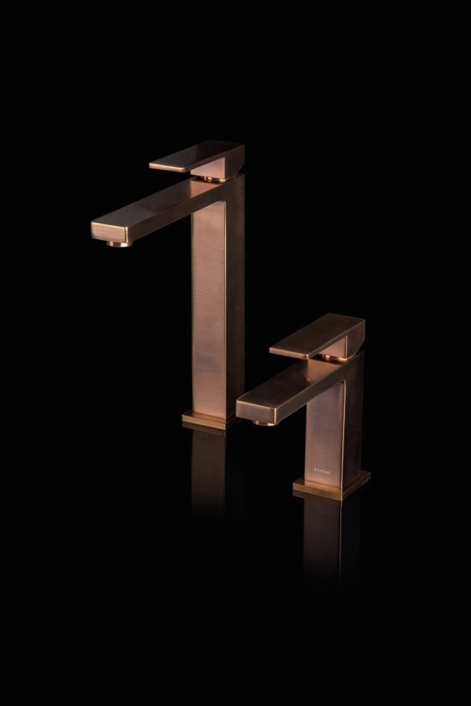 Смеситель для умывальника Boheme QUBIC Brushed Bronze, однорычажный, цвет «брашированная бронза», Италия
