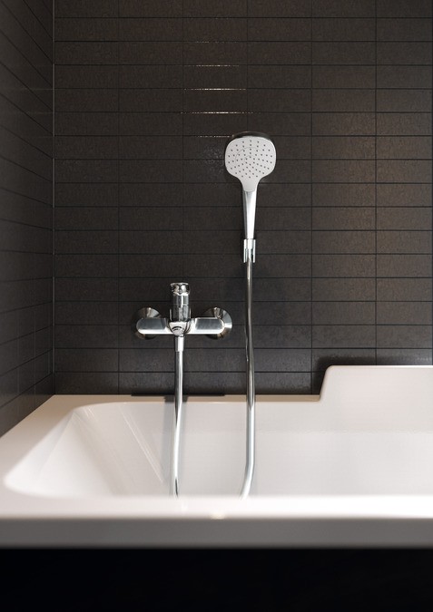 Однорычажный смеситель для ванны для наружного монтажа Hansgrohe Logis глянцевый хром