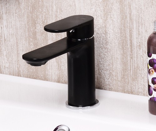 Смеситель для раковины WasserKRAFT Elbe 7403, черный Soft-touch