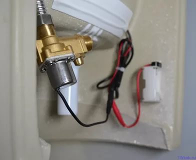Автоматический писсуар Kopfgescheit KR6028, настенный, питание DC 6V или 220V