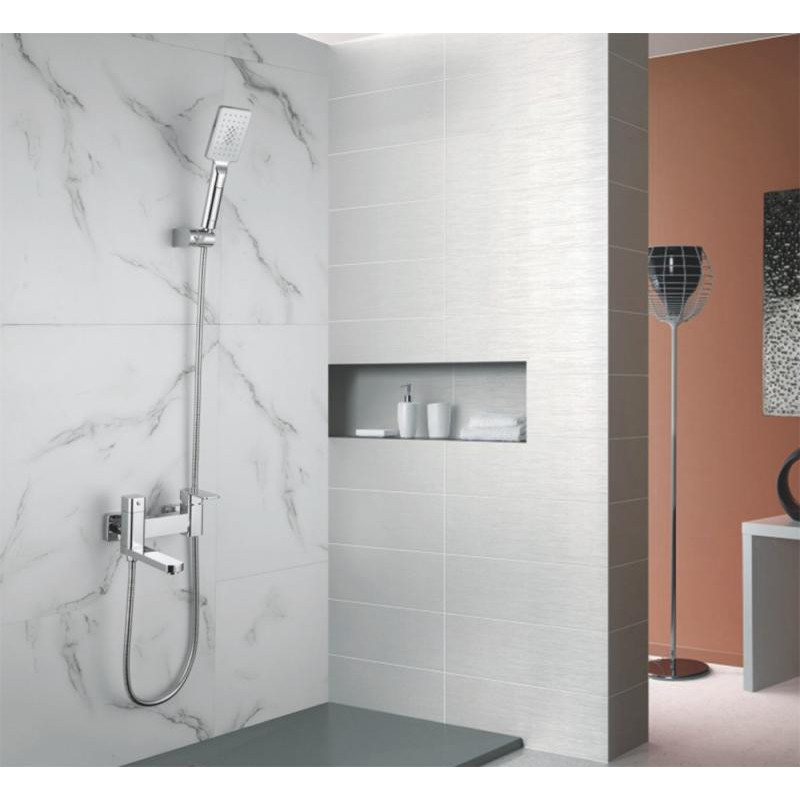 Смеситель для ванны хром Rose R2602