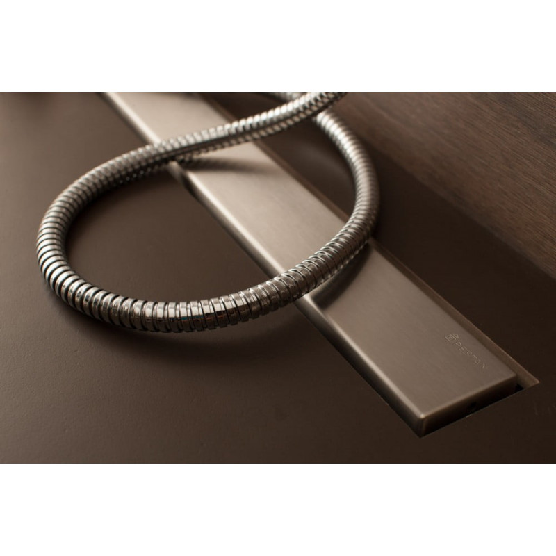 Линейный трап двухсторонний 750 Pestan Confluo Frameless Line